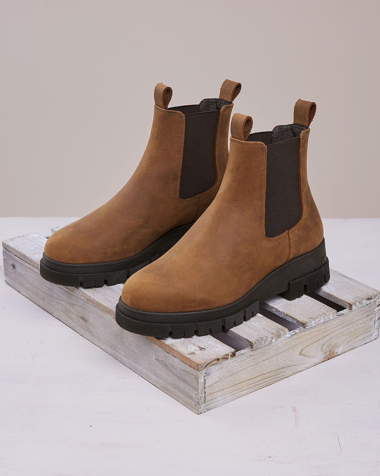 to manage shower legal Chunky Chelsea Ankle Boots