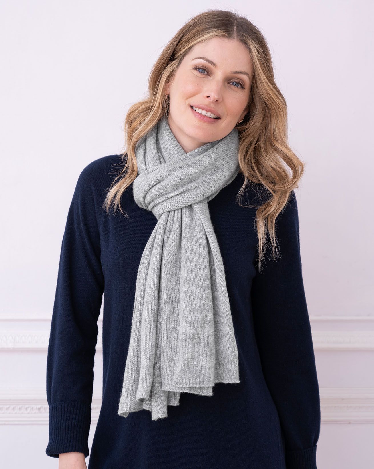 Women's cashmere shop muffler