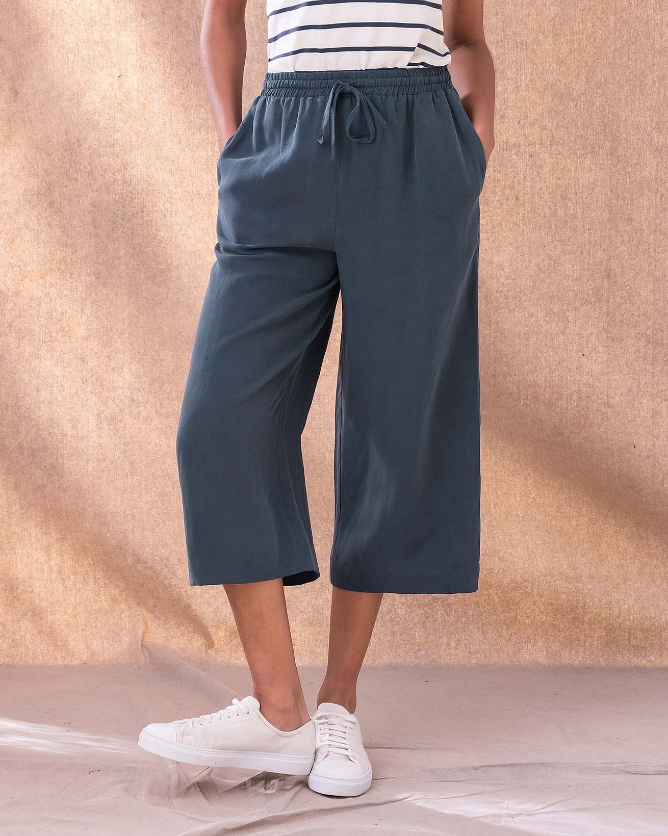 Elastic waist crop trousers - Woman
