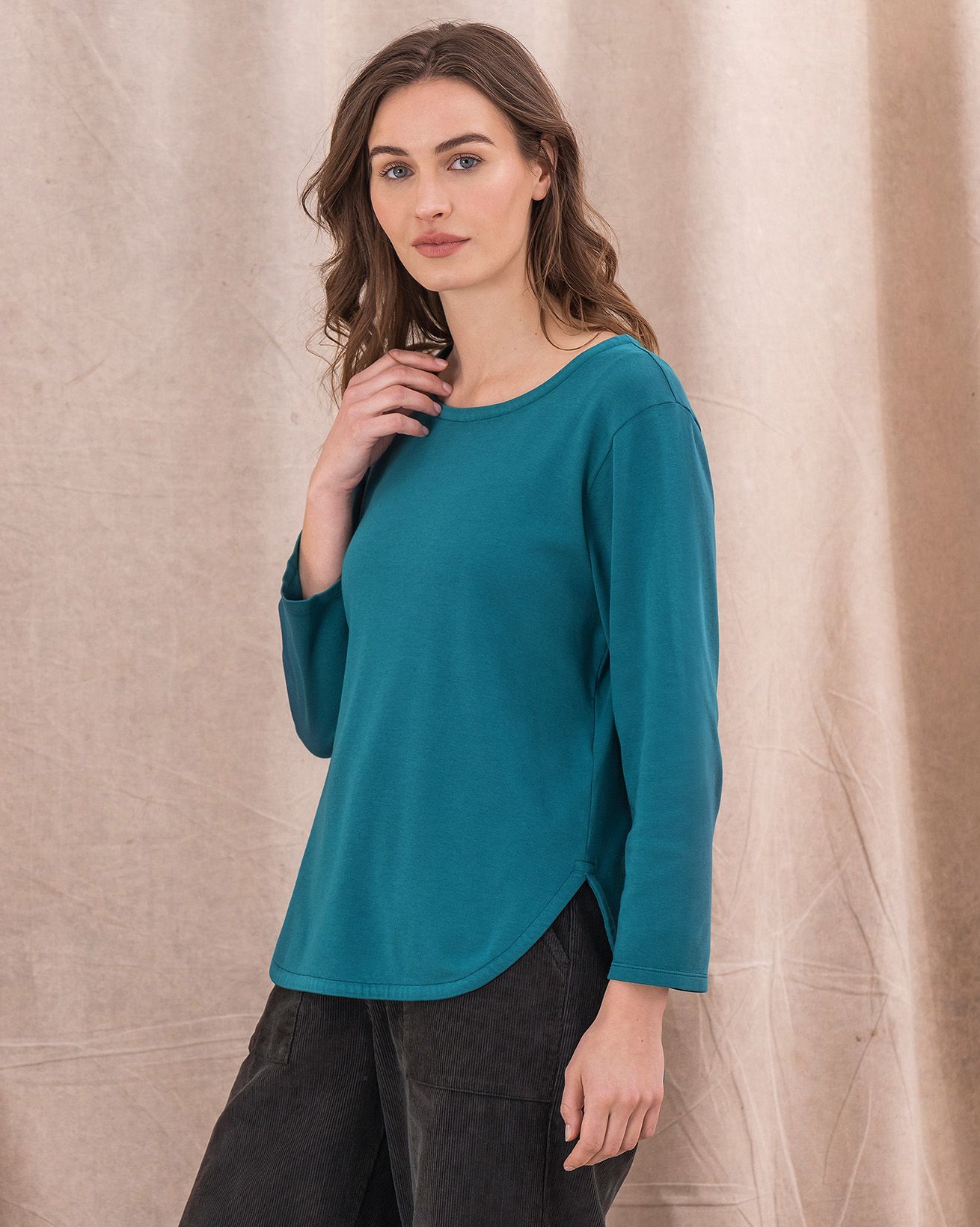 The 9 Best Organic Cotton T-Shirts For Spring 2024 - The Good Trade