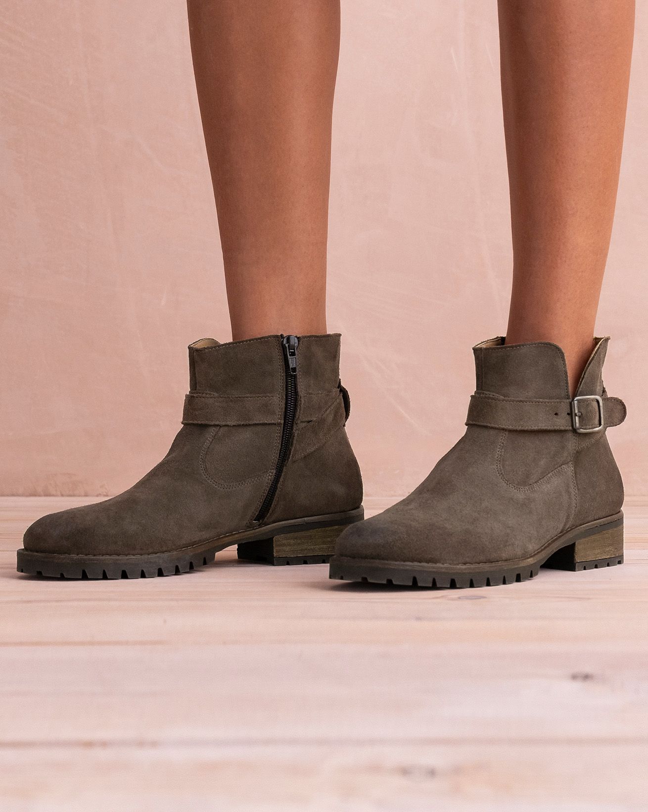 Buckle detail ankle discount boots