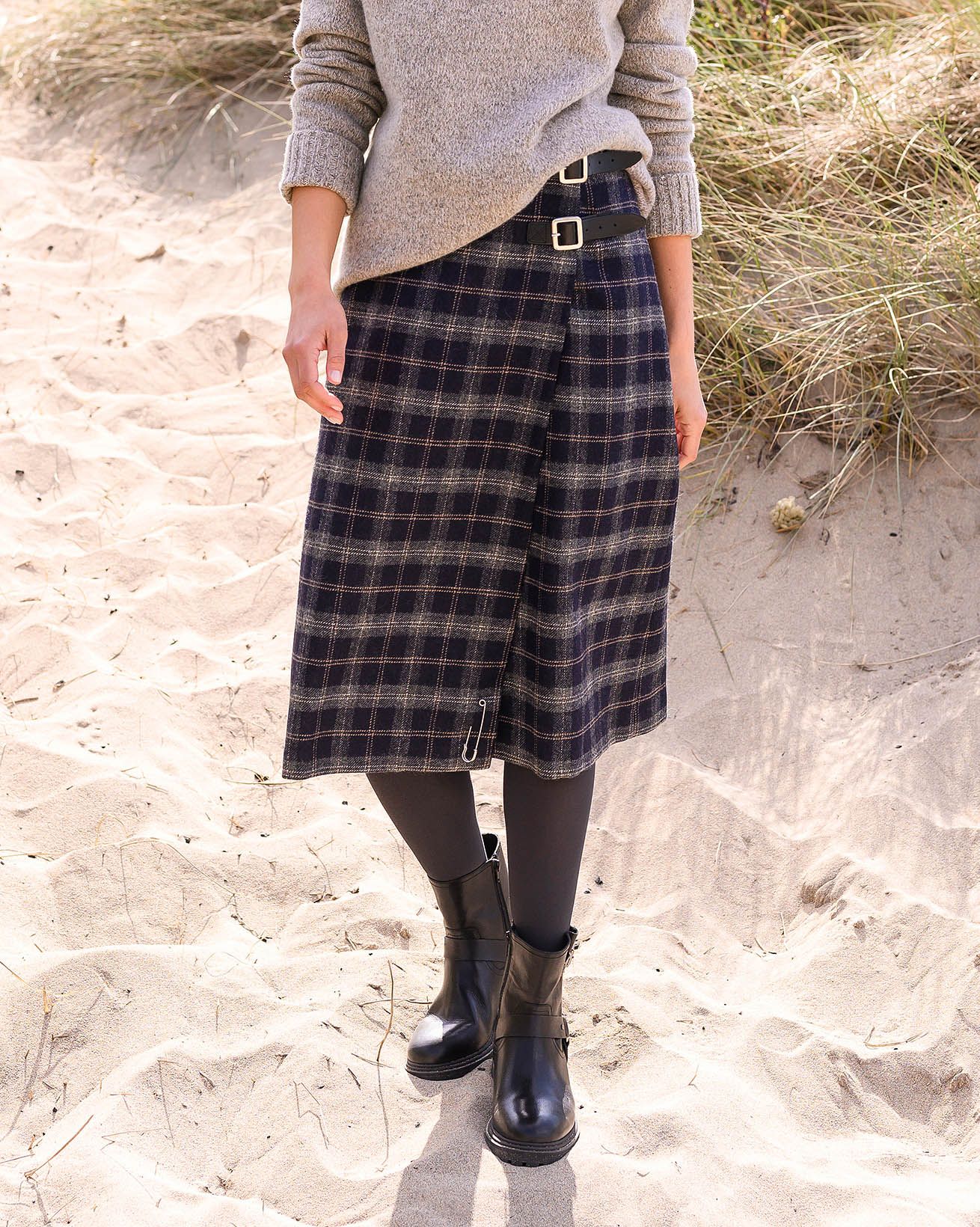 Mid length plaid skirts hotsell