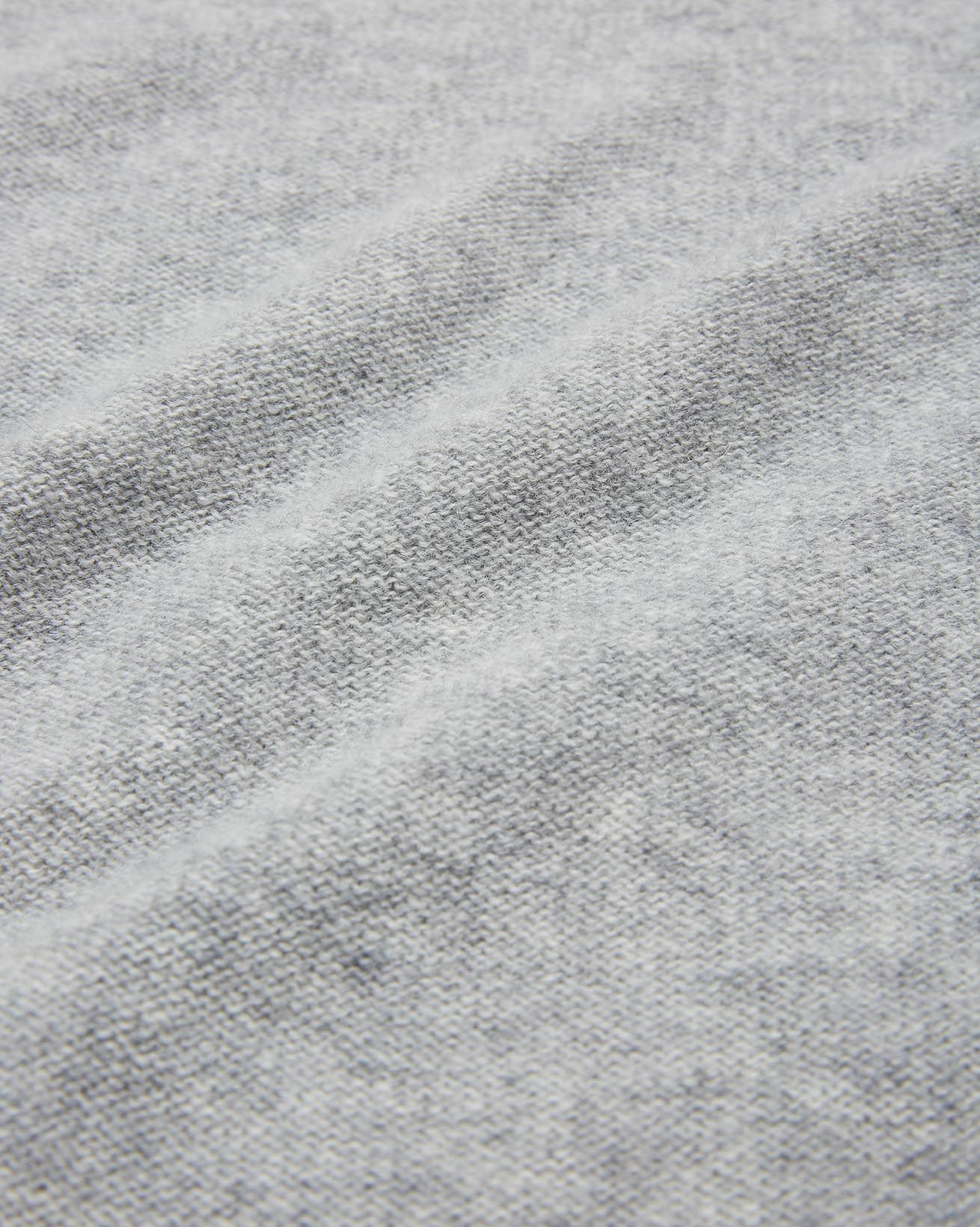 7488_cashmere-stole_light-grey_v2-detail_web.jpg