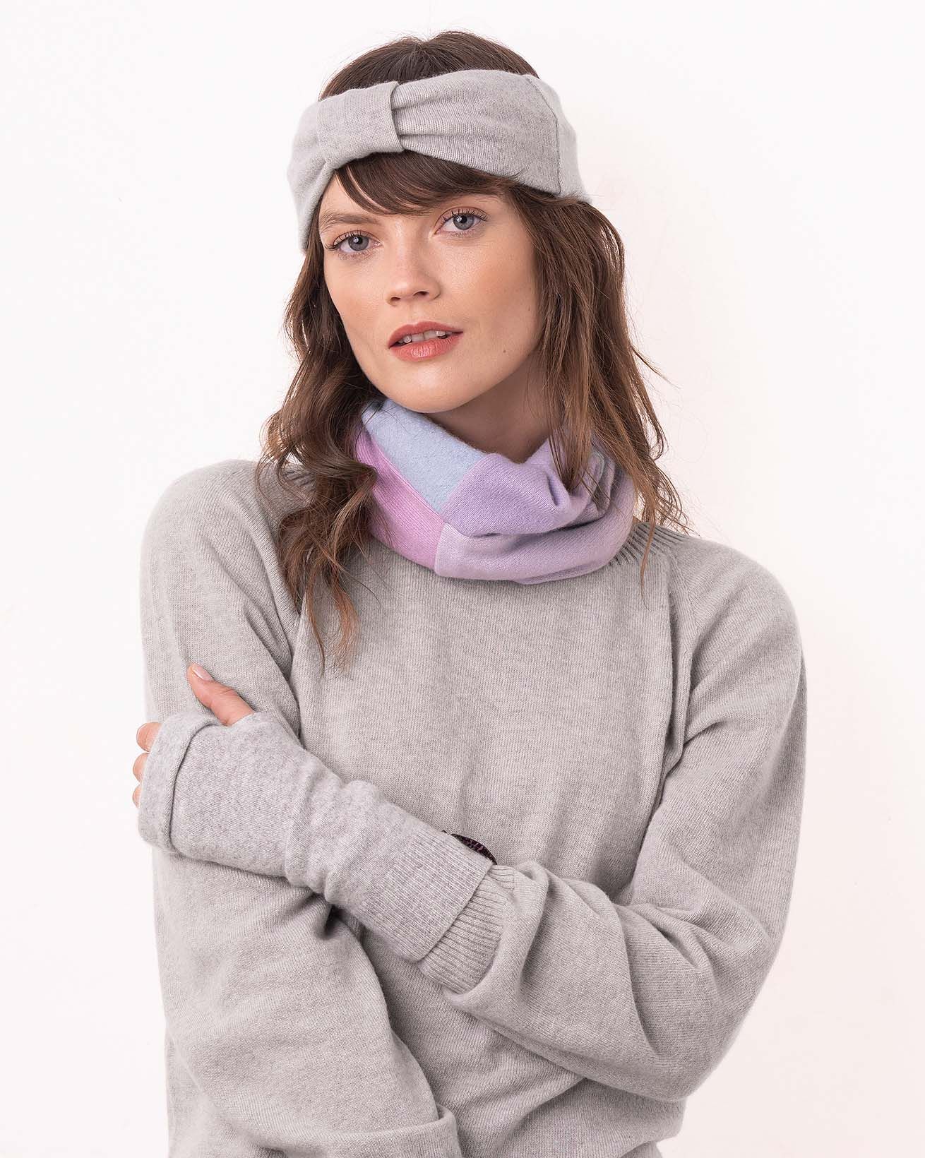 8174_recycled-cashmere-accessories_light-grey-8_web.jpg