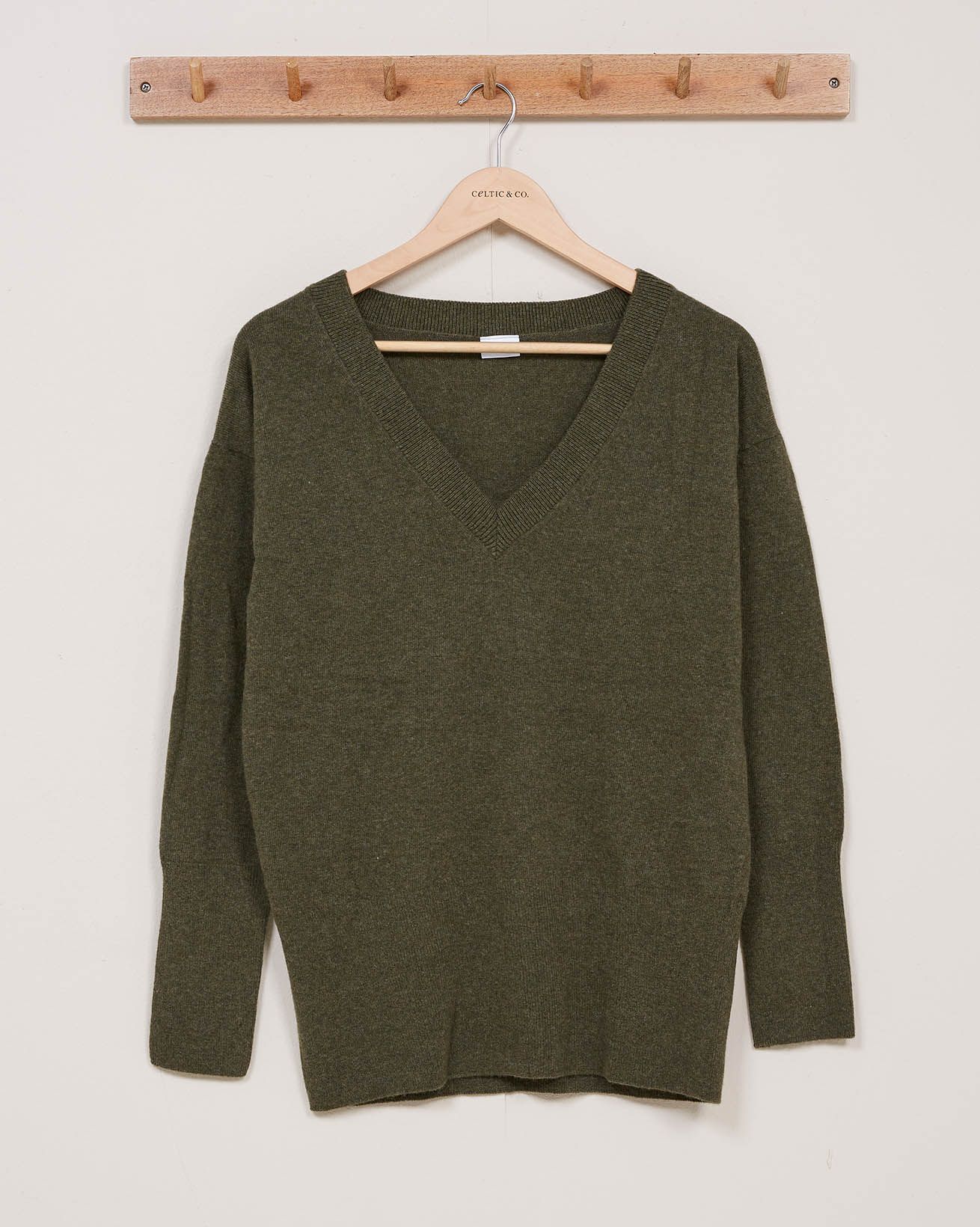 Supersoft V Neck Sweater / Moss / S