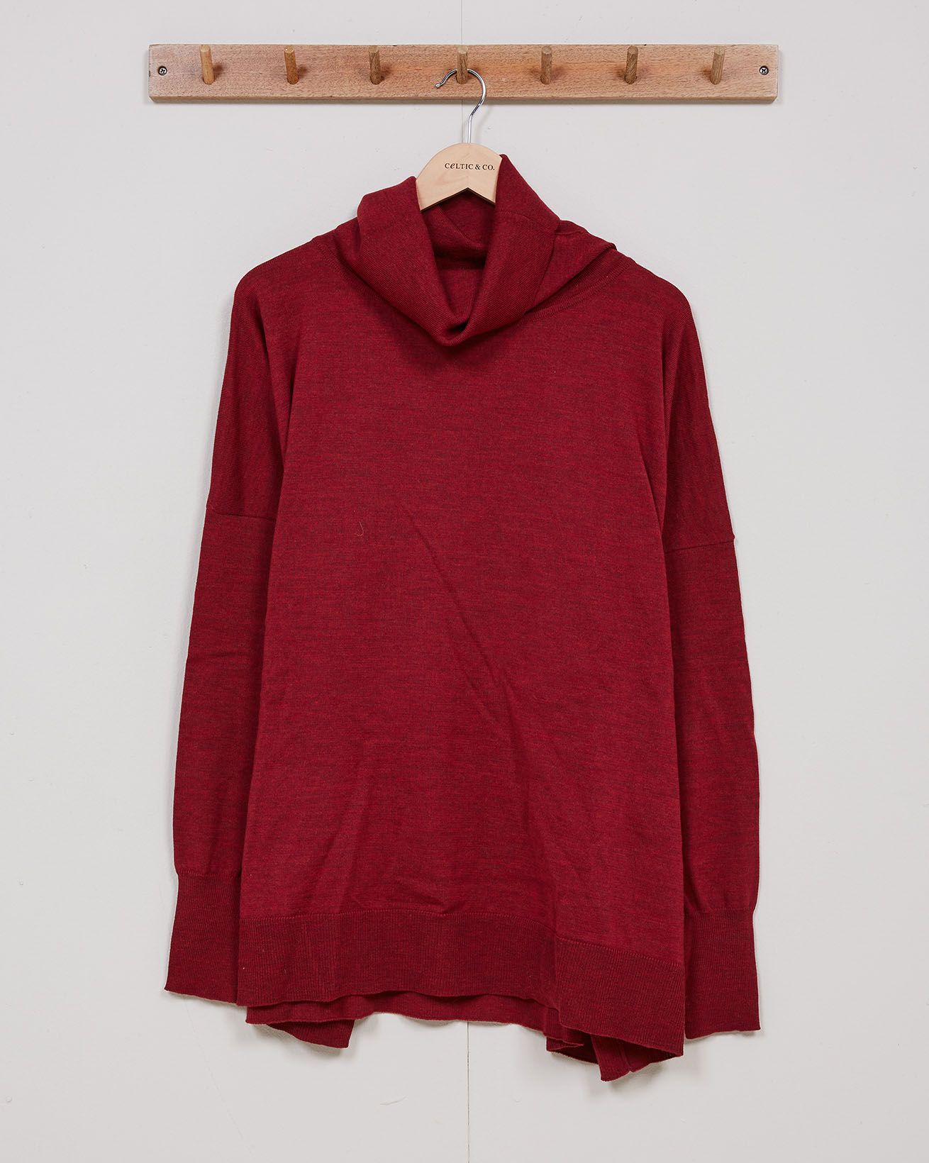 Slouchy Fine Knit Roll Neck / Claret / XL