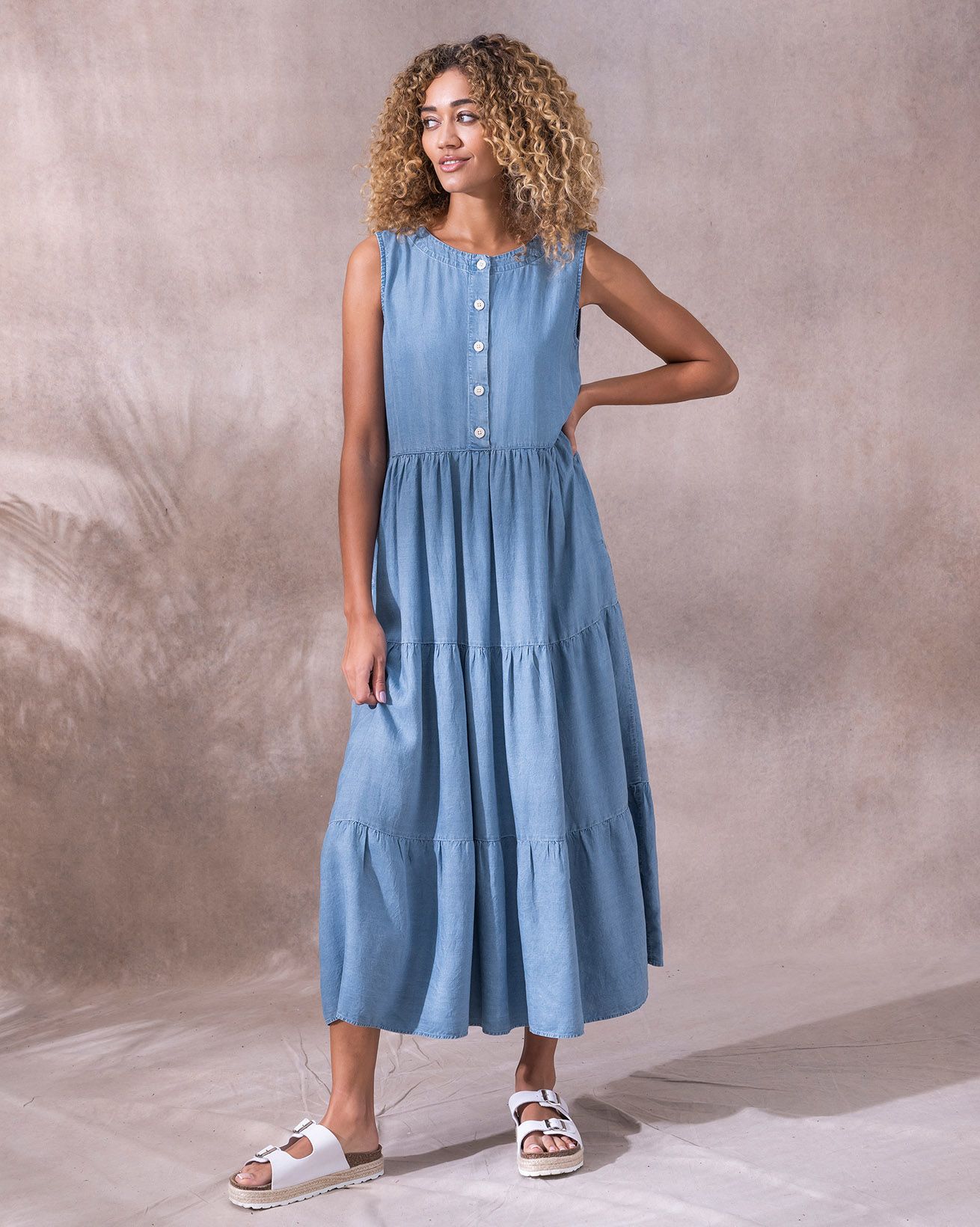8136-7582_tencel-chambray-tiered-maxi-dress_vintage-blue-68_web.jpg