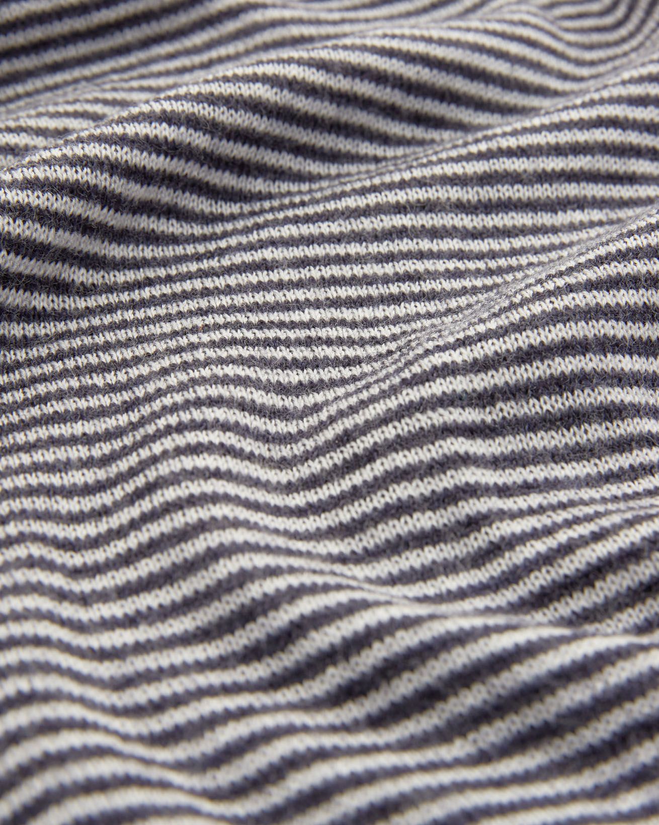 8220_fine-knit-merino-funnel-neck-jumper_navy-microstripe_detail_web.jpg