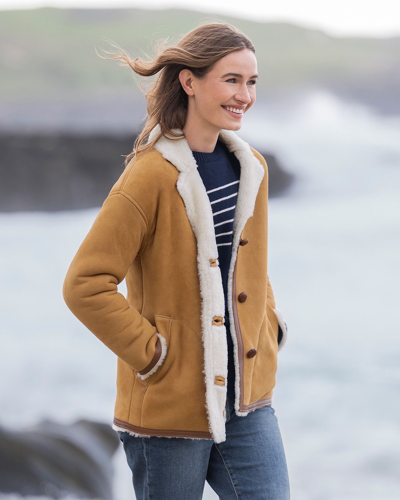 7065_classic_sheepskin_jacket_whisky-112_web.jpg