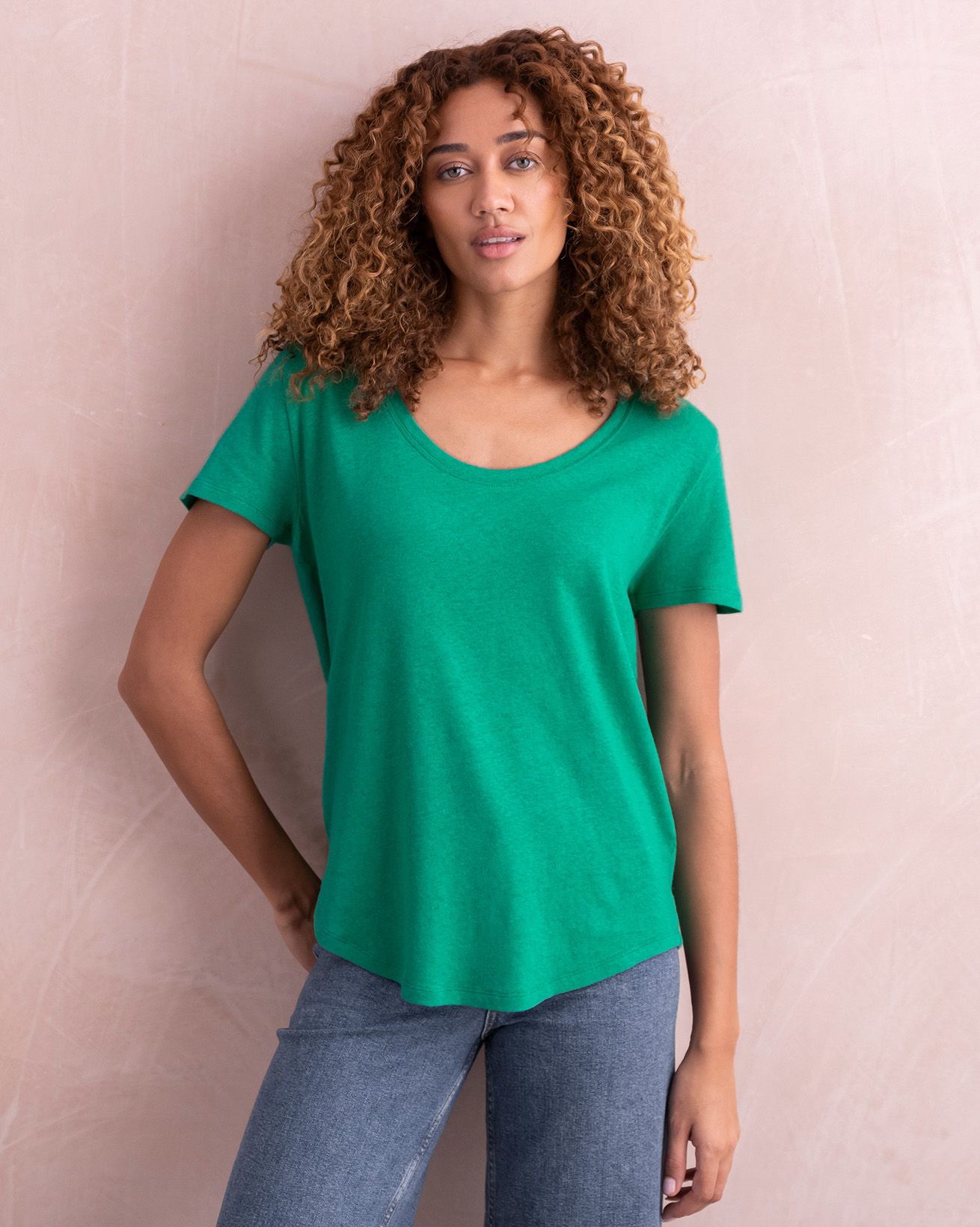 Linen/ Organic Cotton Scoop Neck T-Shirt