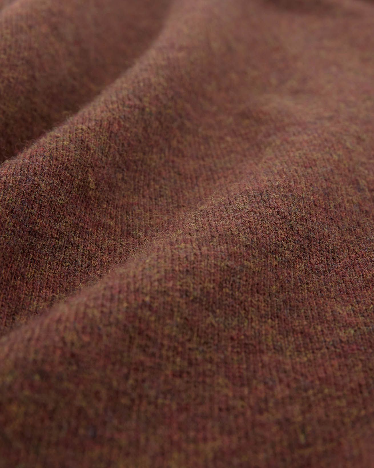 7505_Geelong-Slouch-Roll-Neck_Ember_Detail-2_WEB.jpg