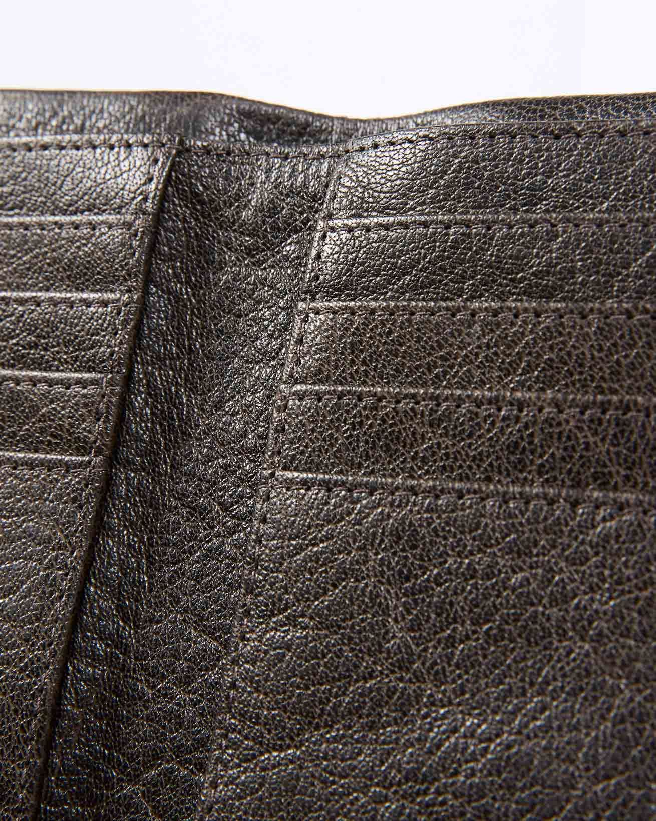 8543_Leather-Buckle-Detail-Wallet_Chocolate_Detail-3_WEB.jpg