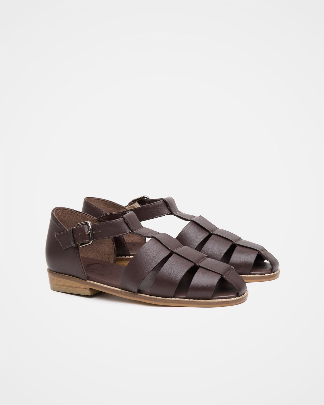 8675_Minimal-Fishermans-Sandal_Chocolate_Pair_WEB.jpg