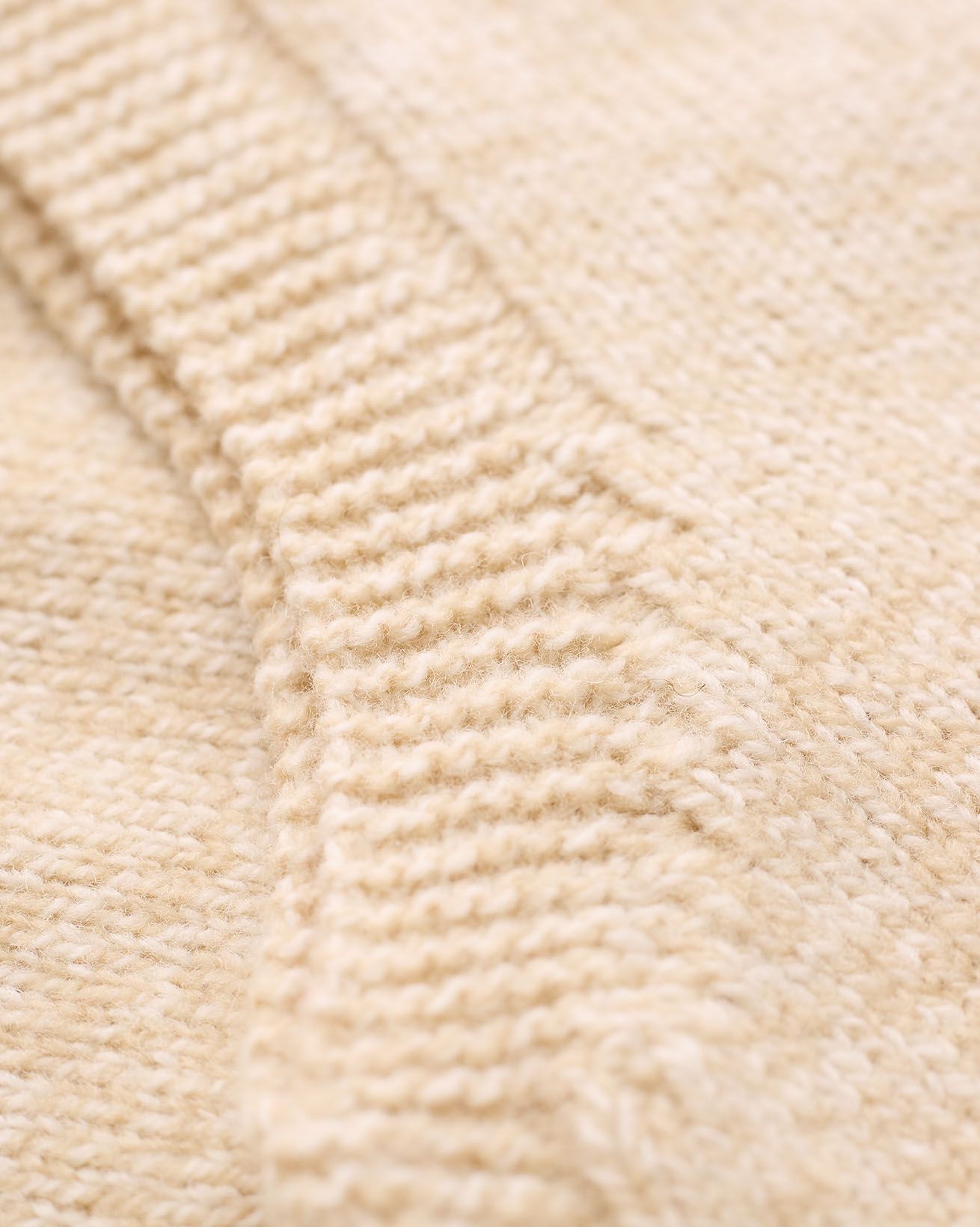 8712_Zip-Through-Sleeveless-Cardigan_Oatmeal_Detail-2_WEB.jpg