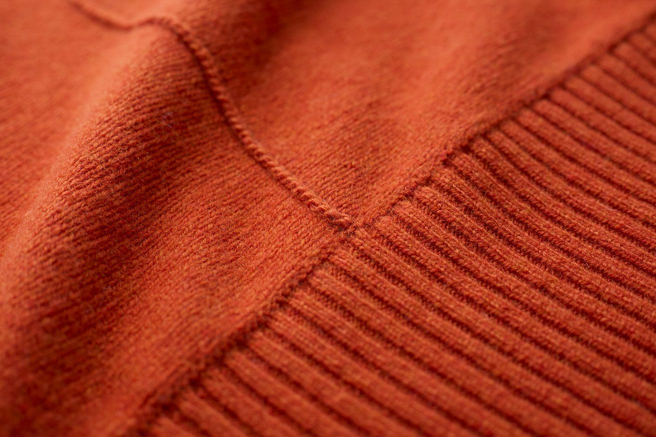 8719_Exposed-Seam-Jumper_Burnt-Orange_Detail-1_WEB.jpg