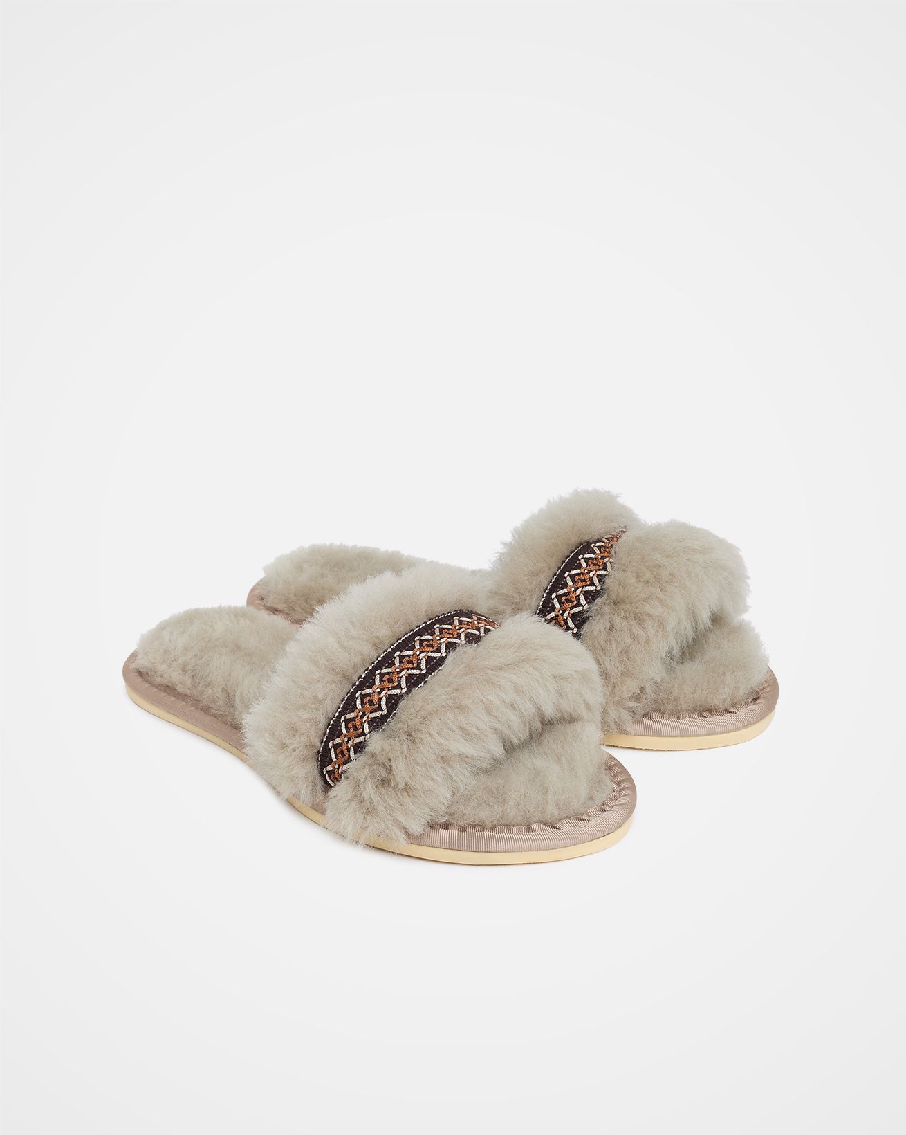 8784_Braid-Trim-Sheepskin-Slide_Oatmeal_Pair_WEB.jpg