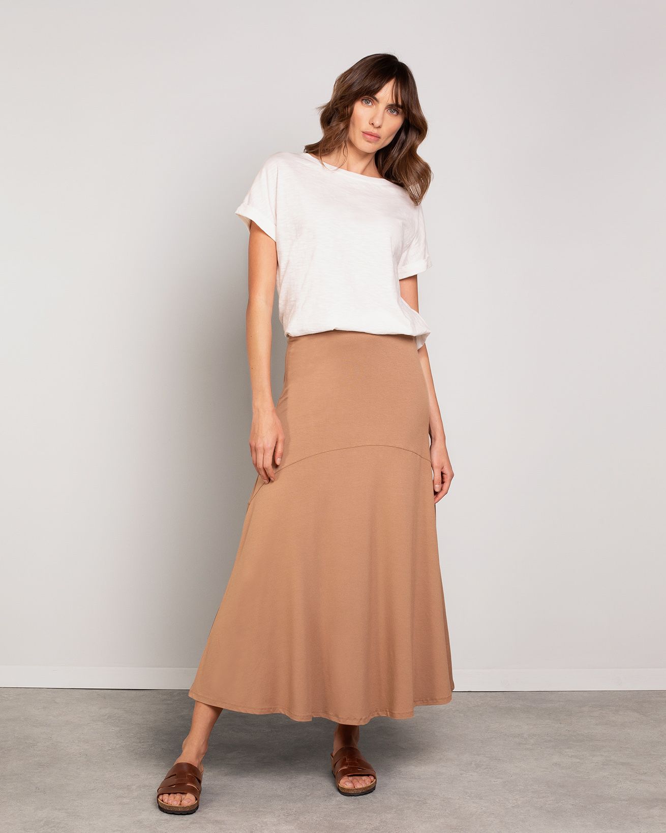 KW_Jersey_Maxi_Skirt_Acorn_001.jpg