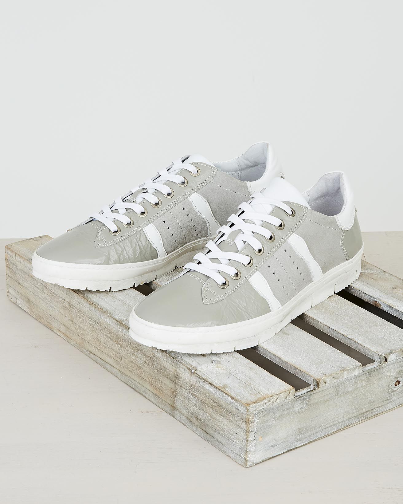 Embellished Trainers / Grey Silver / 39