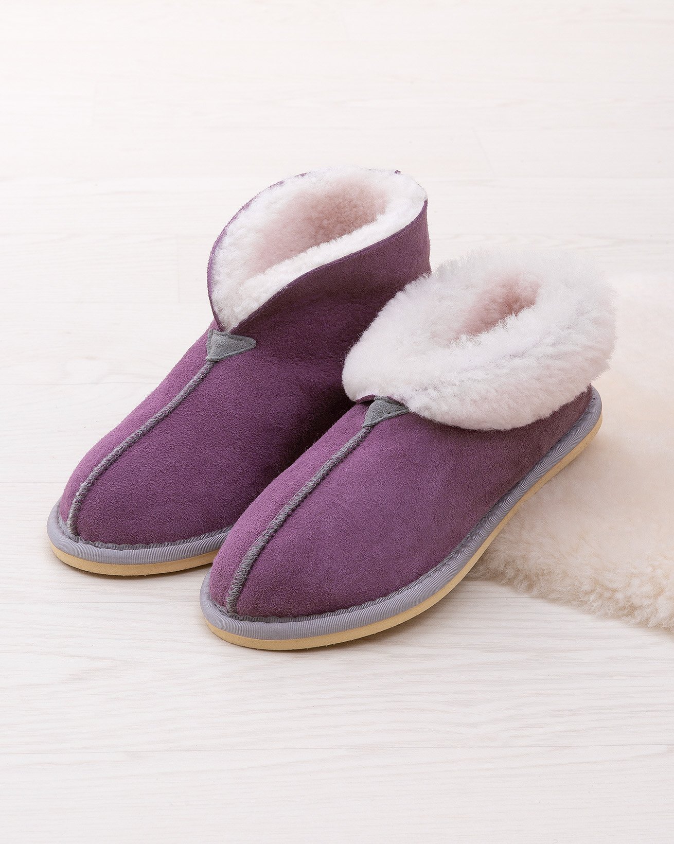 2100-ladies sheepskin bootee slippers-anemone-1.jpg