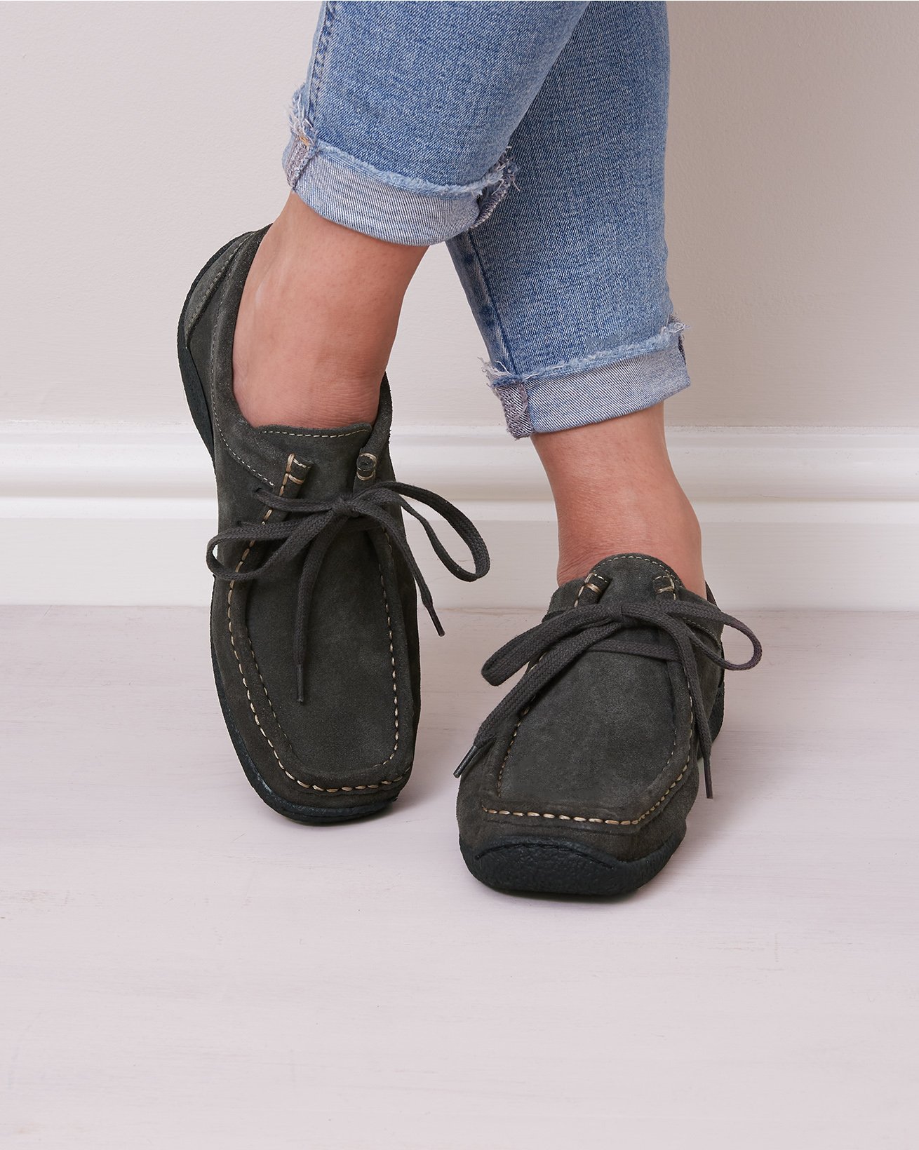 7791_lace-up-moccasin-shoe_charcoal_2 1.jpg