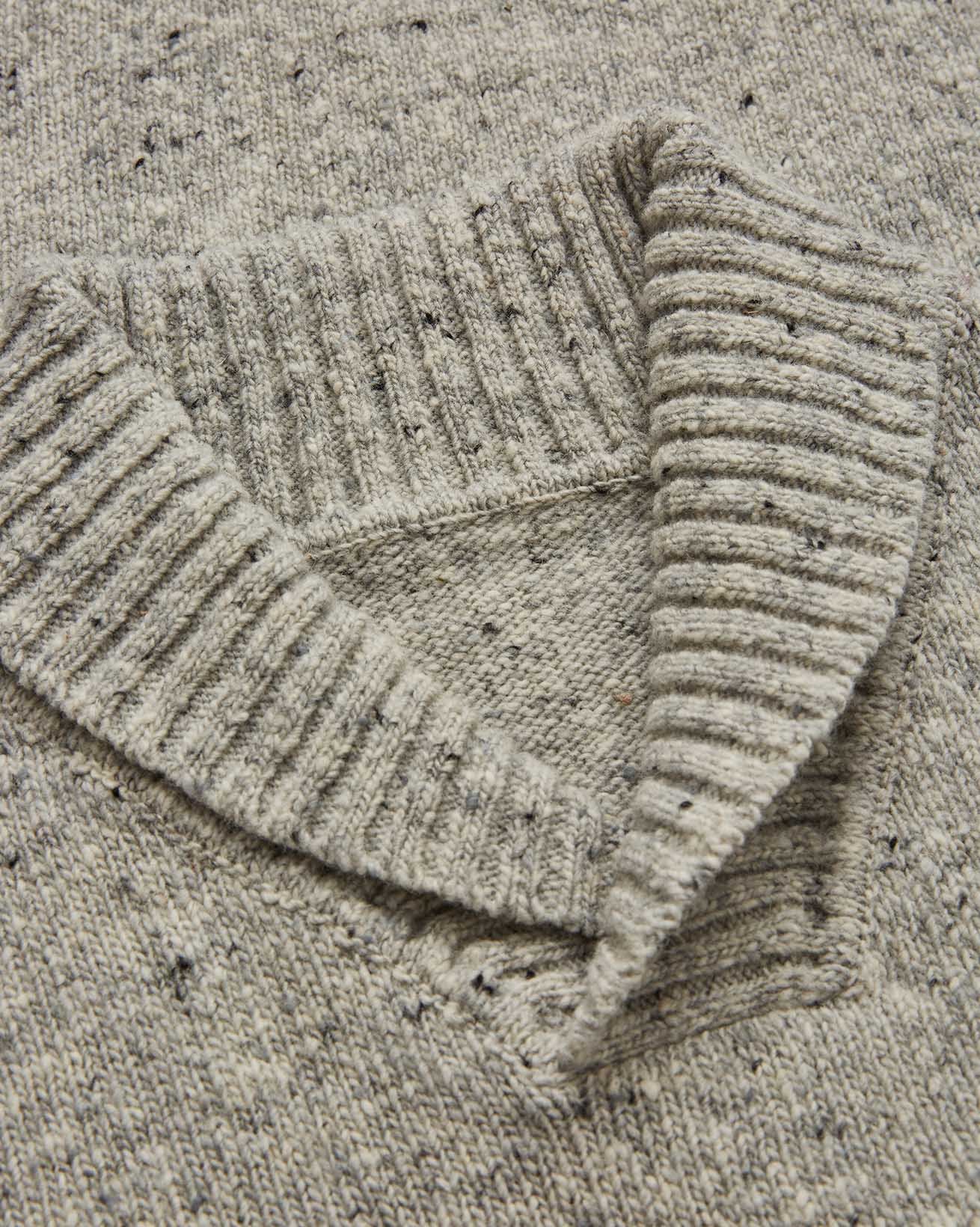 7863_mens-donegal-shawl-collar-jumper_fossil_detail_web.jpg