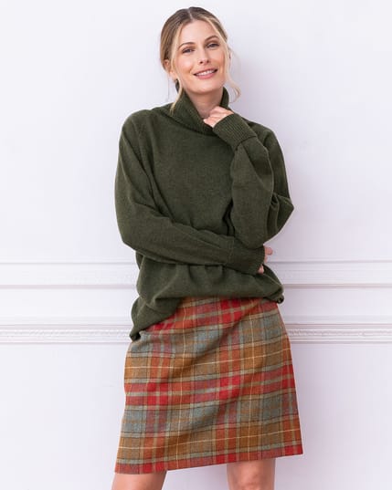 7505 Geelong Slouch Roll Neck Olive portrait 2