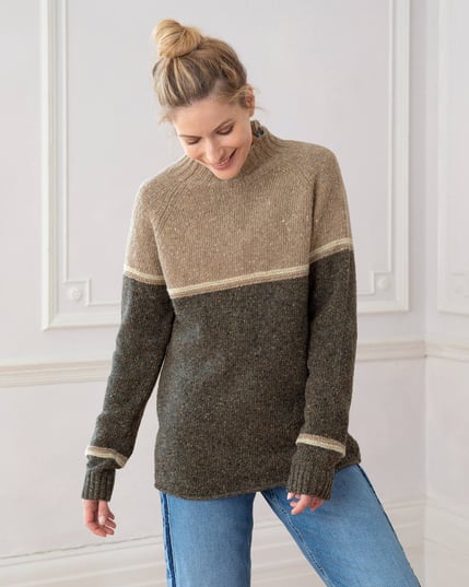 54 - 7585_ Flecked Funnel Neck_ Tanners Brown Colourblock New