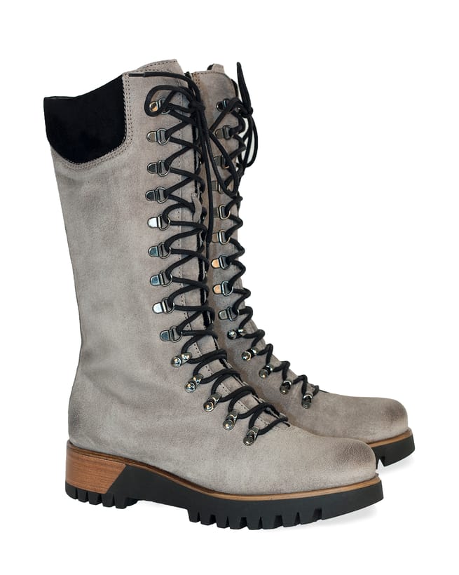 7082 wilderness boots_silver_pair.jpg