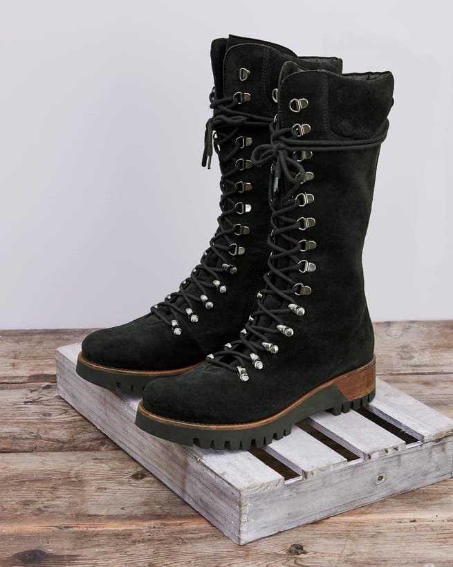 wilderness boots ladies