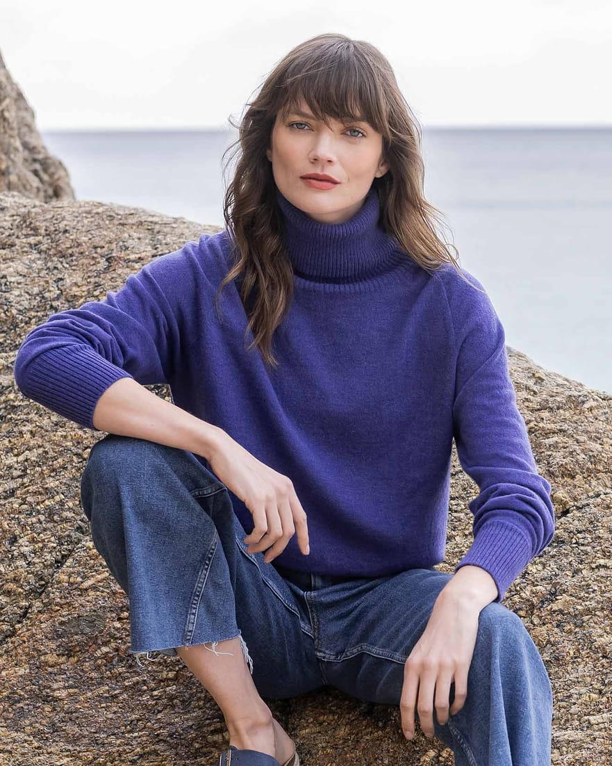 Geelong Slouch Roll Neck